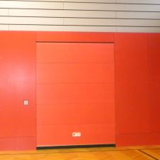 Sektionaltor mit lackierter MDF beplankt