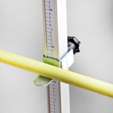 Höhenverstellung eines Hochsprungständers